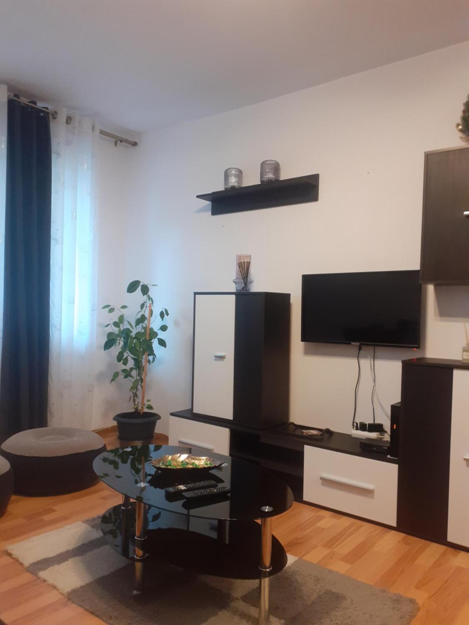 Parter Cu Gradina Appartement Slănic-Moldova